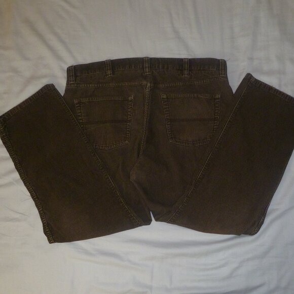 L.L. Bean Corduroy Pants - 38x32 - Picture 6 of 7
